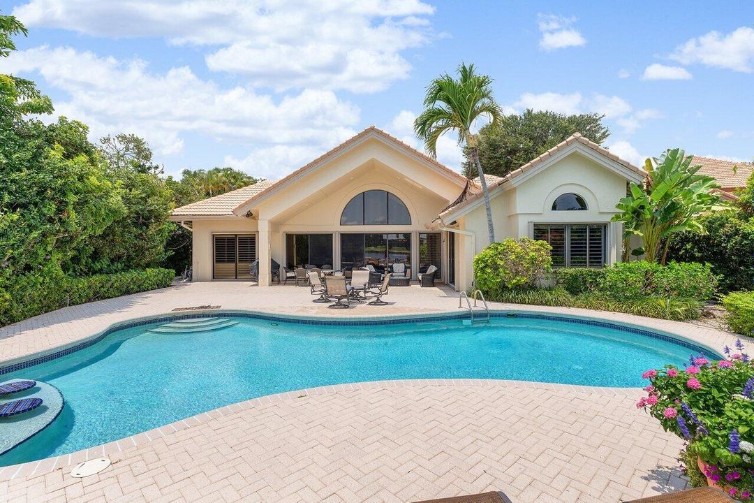En Venta: $5,099,000 (5 camas, 5 baños, 5265 Pies cuadrados)