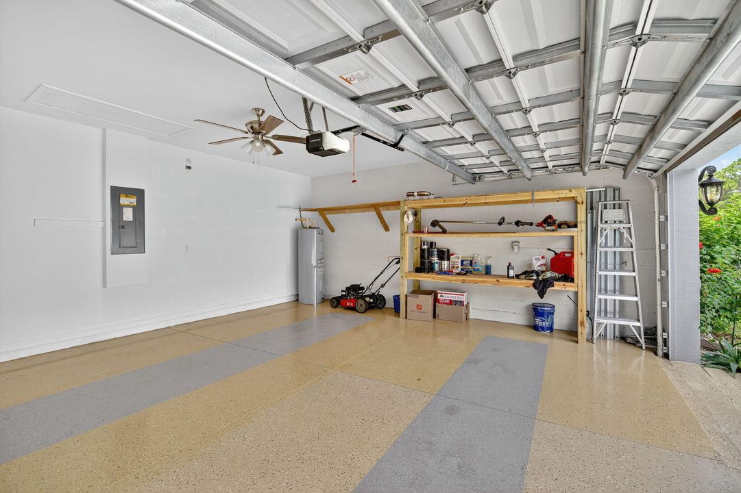 Activo con contrato: $362,000 (4 camas, 2 baños, 1846 Pies cuadrados)