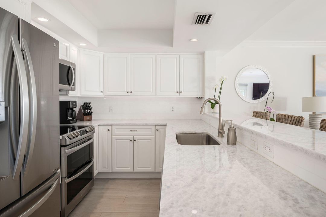 待售: $750,000 (3 贝兹, 3 浴室, 1720 平方英尺)