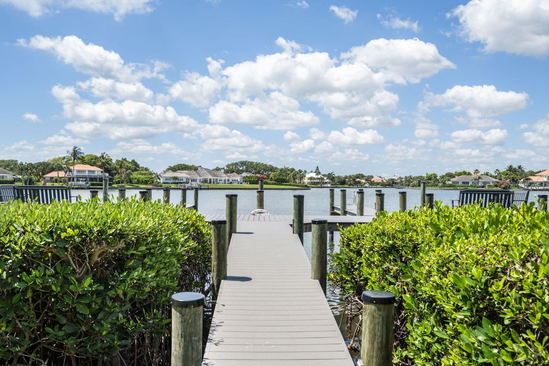 待售: $750,000 (3 贝兹, 3 浴室, 1720 平方英尺)