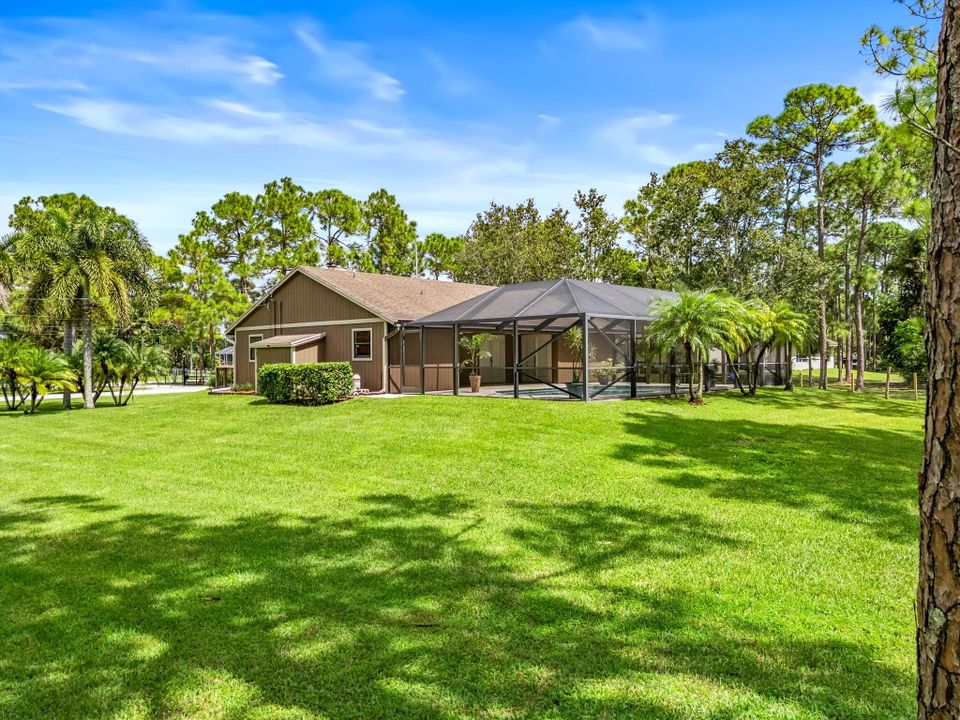 Active With Contract: $619,900 (3 beds, 2 baths, 1397 Square Feet)