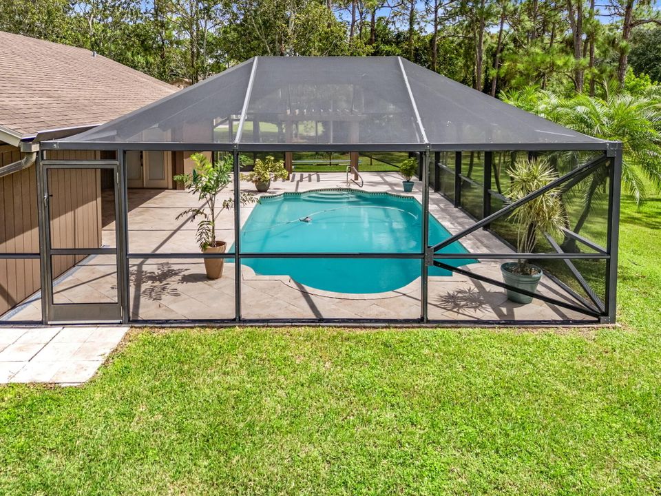 Active With Contract: $619,900 (3 beds, 2 baths, 1397 Square Feet)