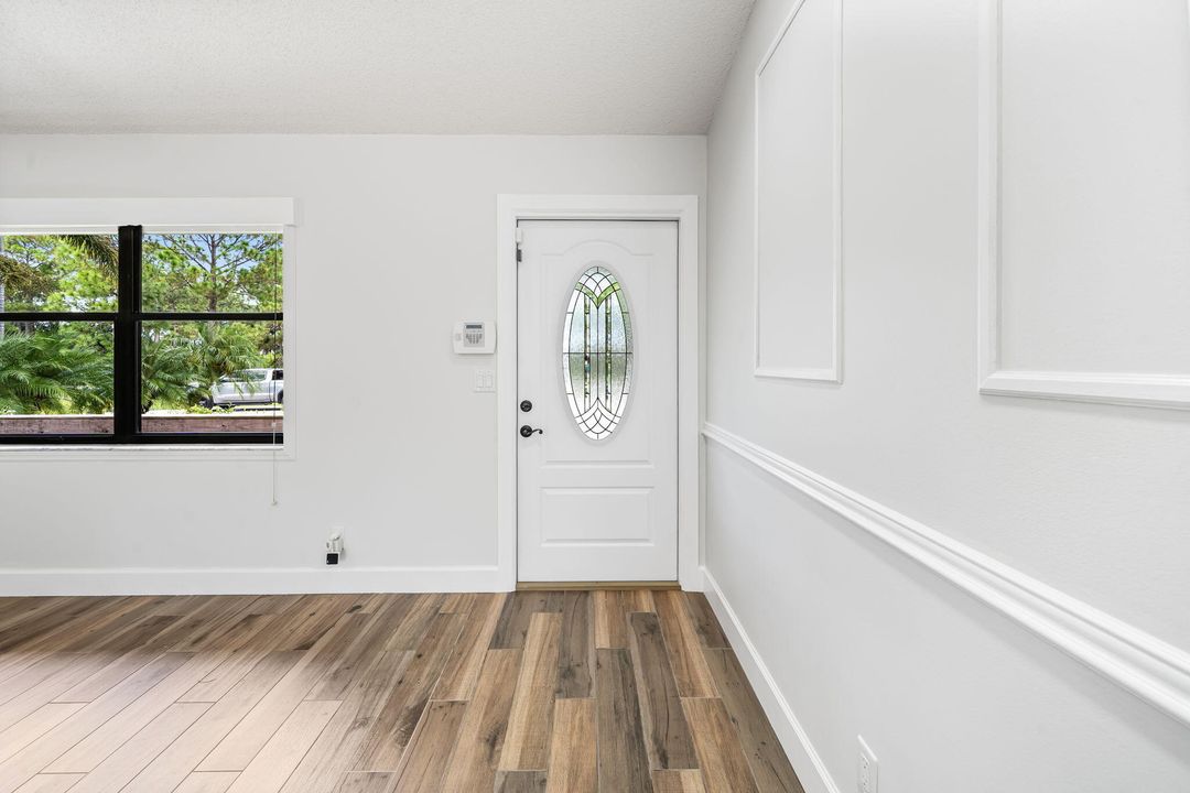 Active With Contract: $619,900 (3 beds, 2 baths, 1397 Square Feet)