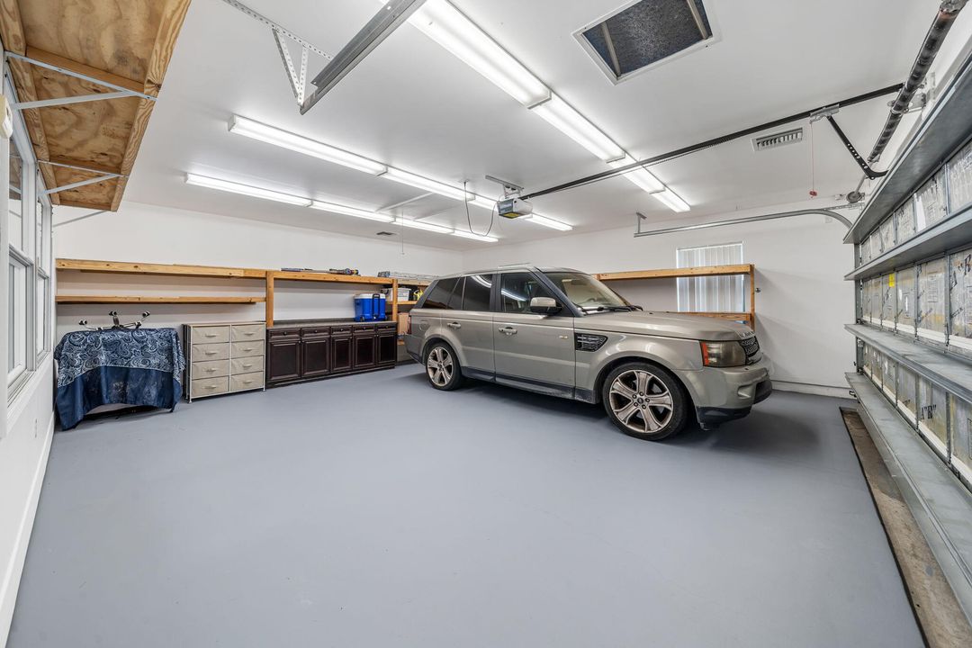 Active With Contract: $619,900 (3 beds, 2 baths, 1397 Square Feet)