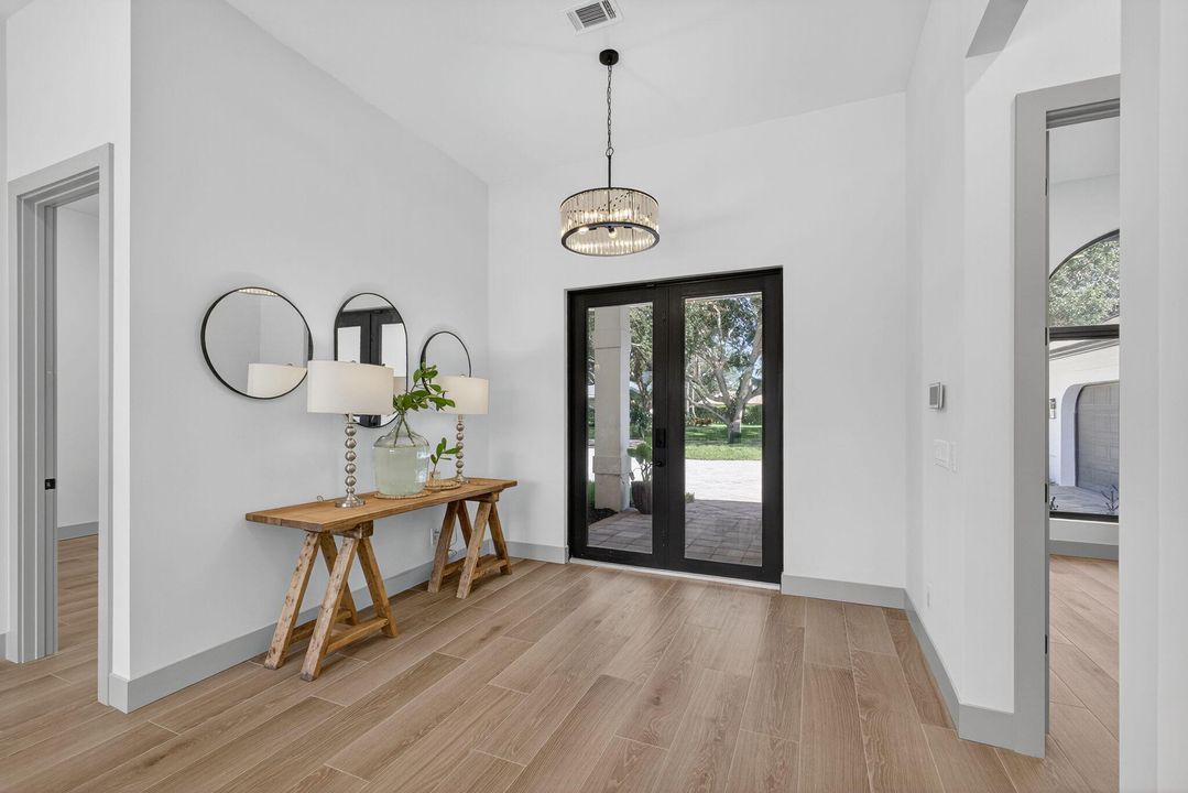 For Sale: $2,700,000 (4 beds, 4 baths, 3481 Square Feet)