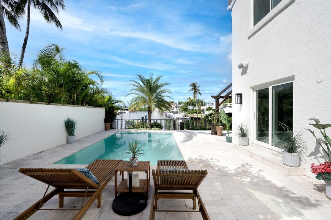 For Rent: $25,000 (4 beds, 3 baths, 3598 Square Feet)