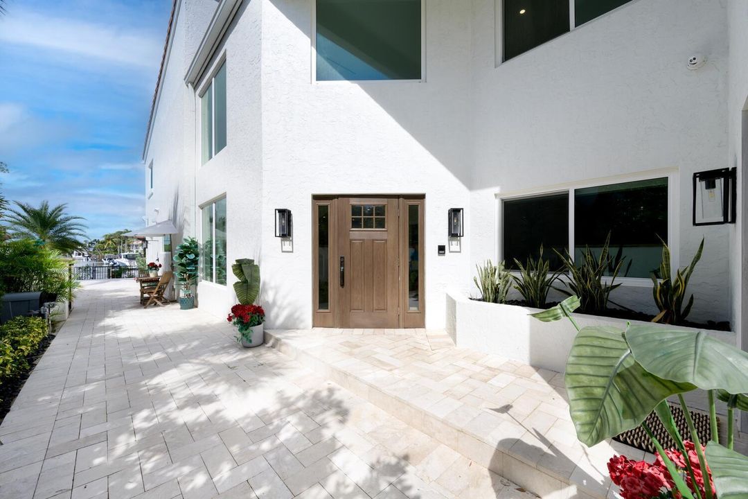 For Rent: $25,000 (4 beds, 3 baths, 3598 Square Feet)