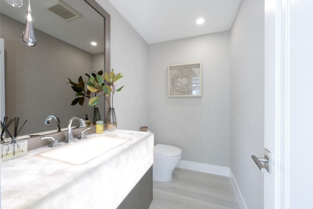 For Rent: $25,000 (4 beds, 3 baths, 3598 Square Feet)