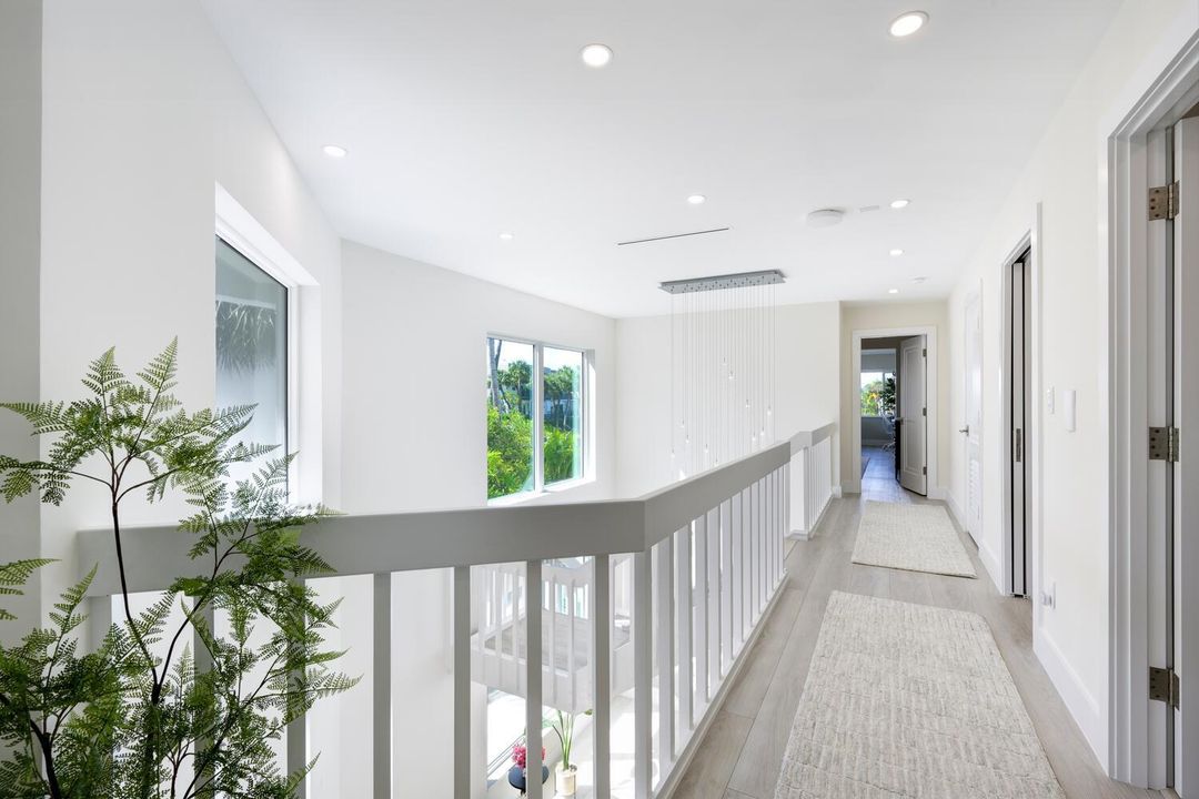 For Rent: $25,000 (4 beds, 3 baths, 3598 Square Feet)