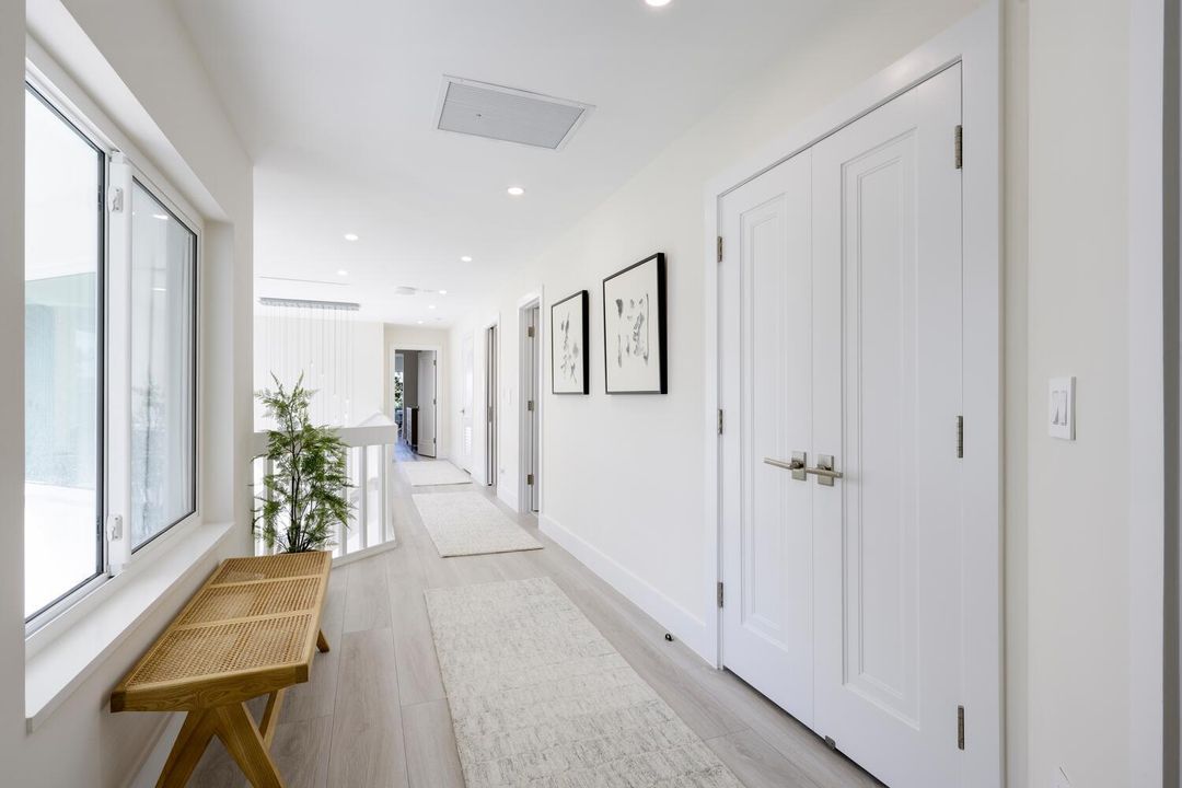 For Rent: $25,000 (4 beds, 3 baths, 3598 Square Feet)