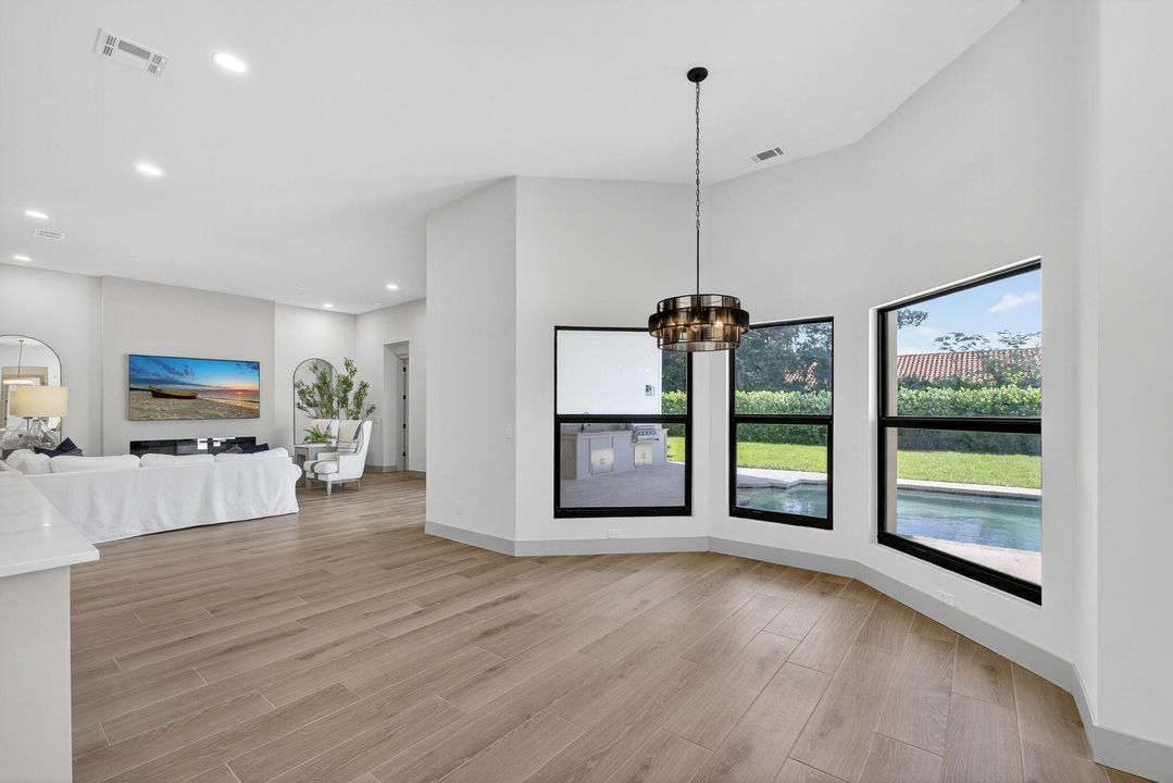 For Sale: $2,700,000 (4 beds, 4 baths, 3481 Square Feet)