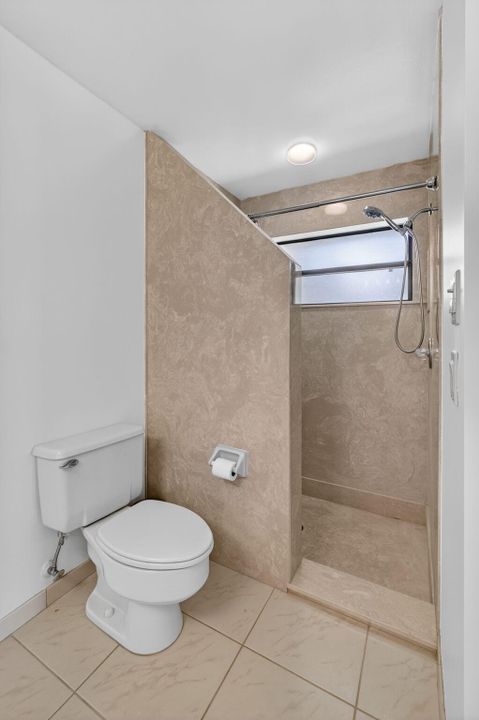 待售: $1,662,500 (3 贝兹, 2 浴室, 2384 平方英尺)