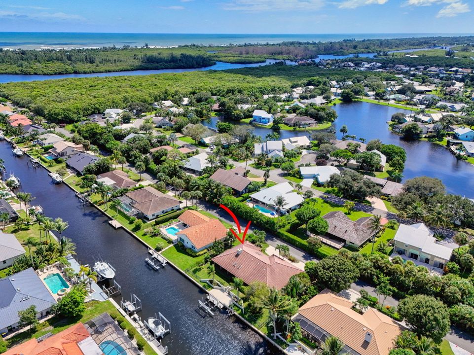 待售: $1,662,500 (3 贝兹, 2 浴室, 2384 平方英尺)