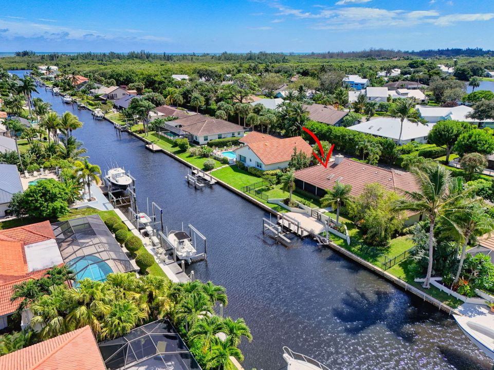 待售: $1,662,500 (3 贝兹, 2 浴室, 2384 平方英尺)