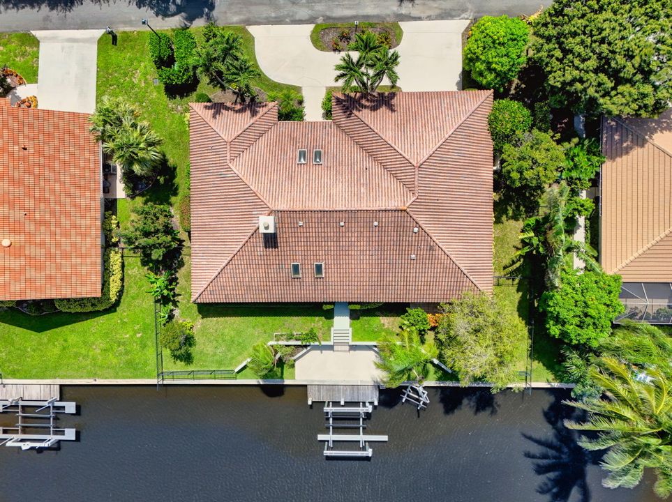 待售: $1,662,500 (3 贝兹, 2 浴室, 2384 平方英尺)