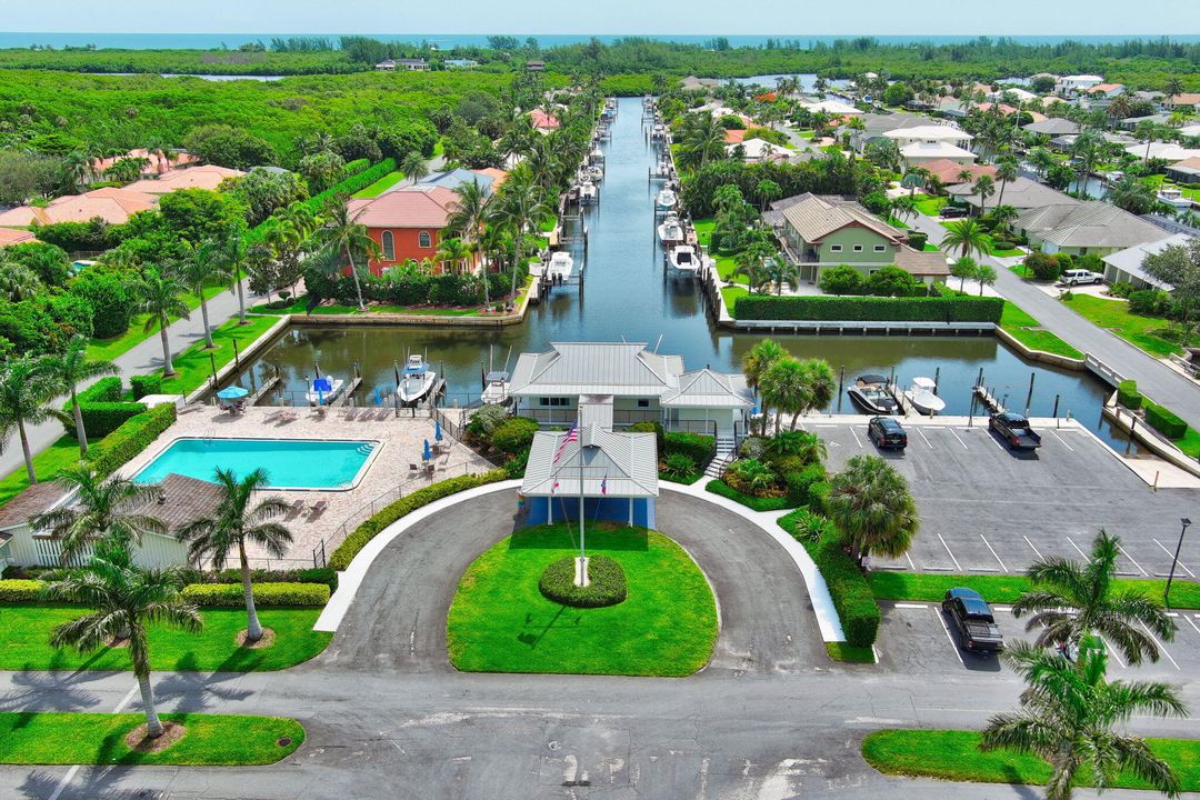 待售: $1,662,500 (3 贝兹, 2 浴室, 2384 平方英尺)