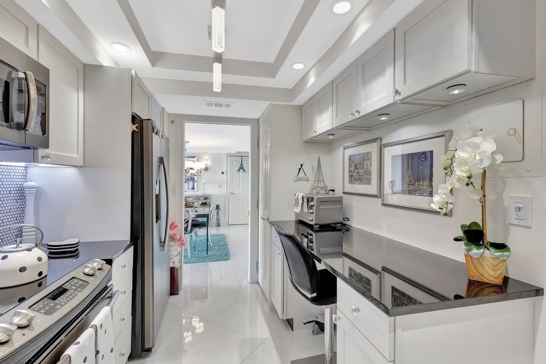 На продажу: $349,000 (1 спален, 1 ванн, 894 Квадратных фут)