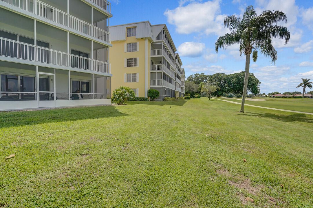 For Sale: $365,000 (3 beds, 2 baths, 1711 Square Feet)