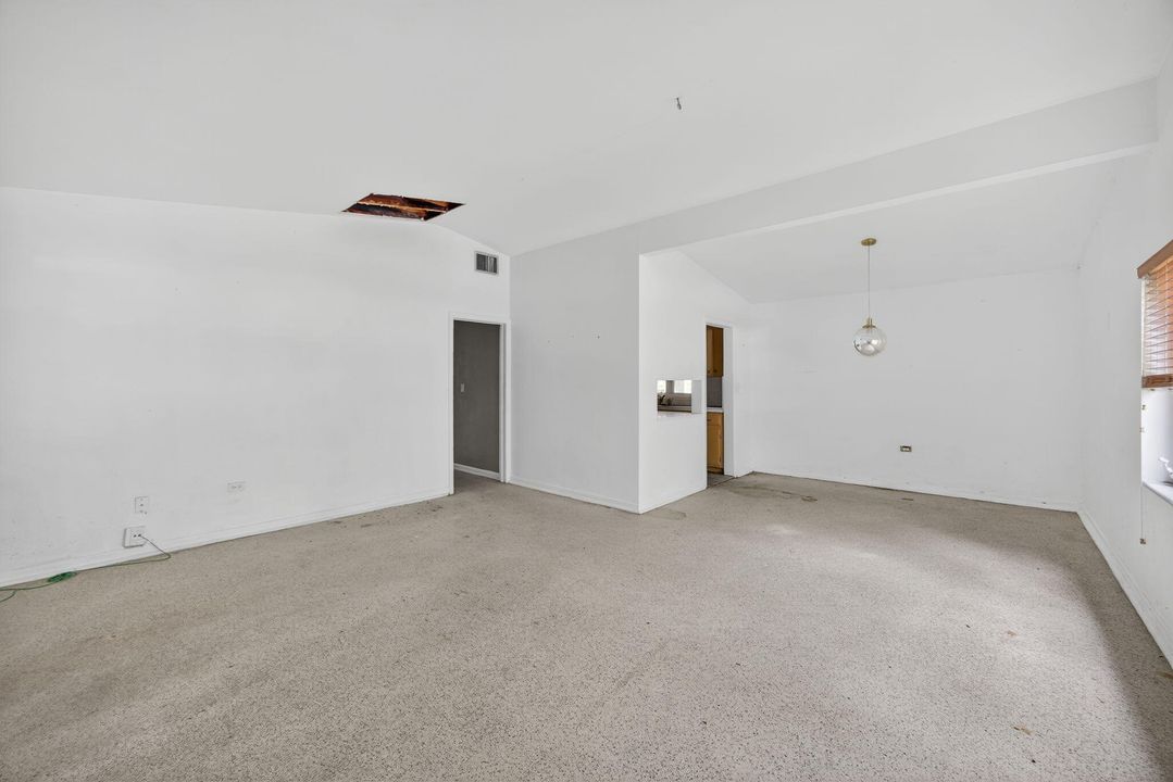 На продажу: $1,985,000 (3 спален, 2 ванн, 1404 Квадратных фут)