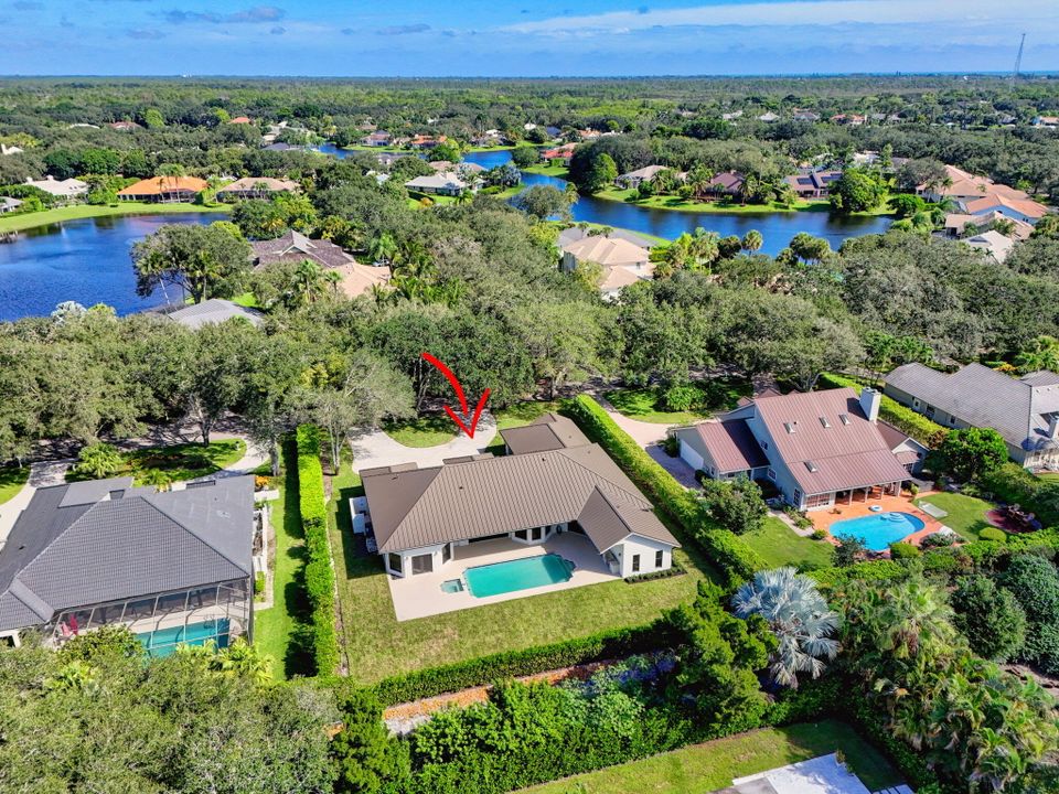 For Sale: $2,700,000 (4 beds, 4 baths, 3481 Square Feet)