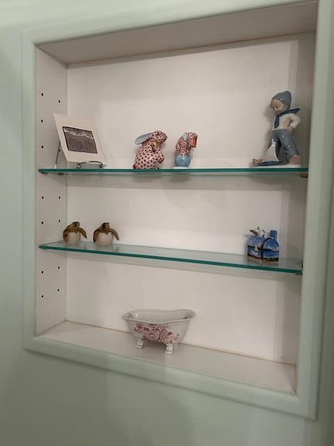 待售: $275,000 (2 贝兹, 2 浴室, 1230 平方英尺)