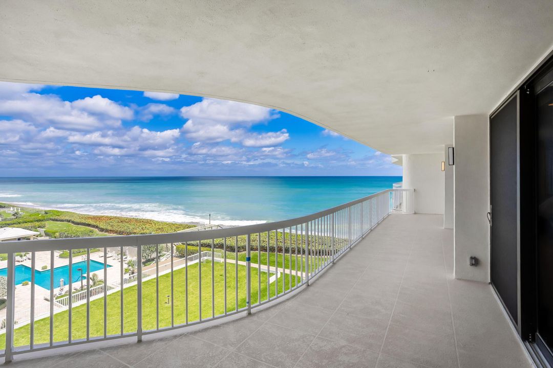 待售: $2,100,000 (2 贝兹, 2 浴室, 2005 平方英尺)