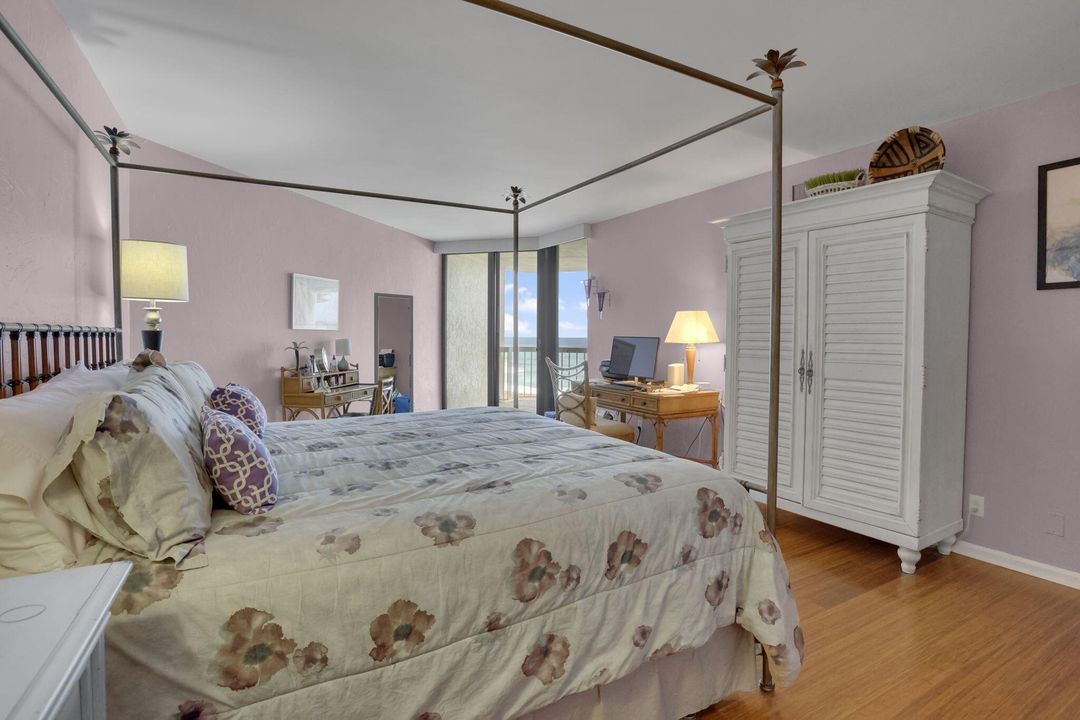 待售: $2,100,000 (2 贝兹, 2 浴室, 2005 平方英尺)