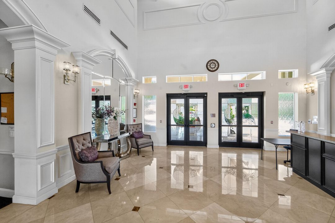 Под контрактом: $349,900 (2 спален, 2 ванн, 1396 Квадратных фут)