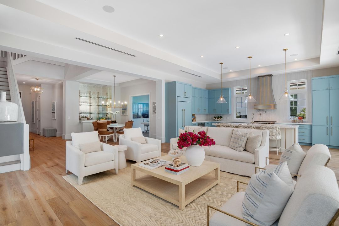 For Sale: $4,000,000 (4 beds, 4 baths, 3542 Square Feet)