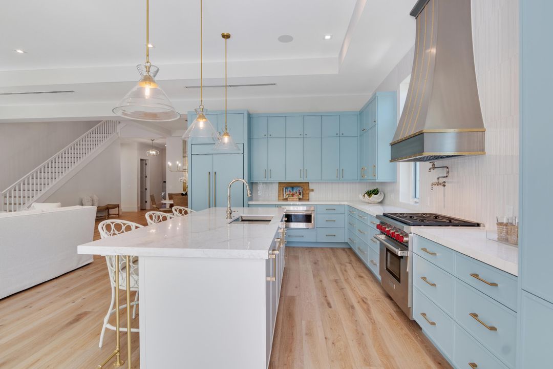 For Sale: $4,000,000 (4 beds, 4 baths, 3542 Square Feet)