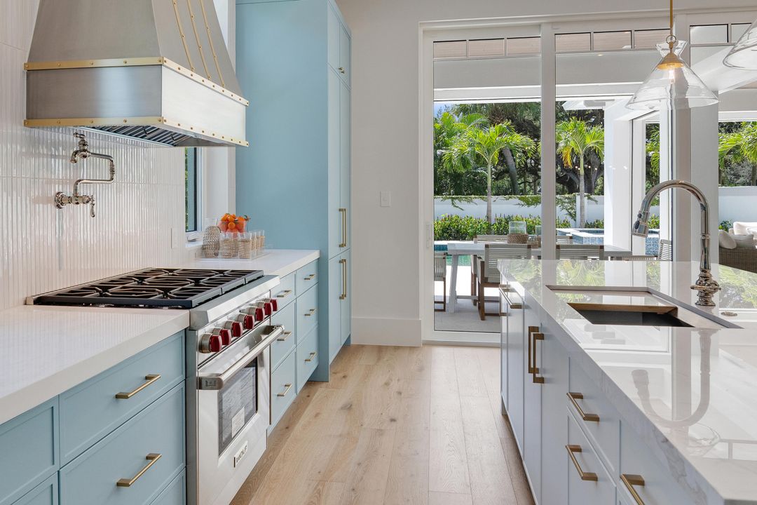 For Sale: $4,000,000 (4 beds, 4 baths, 3542 Square Feet)