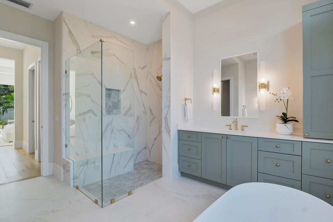 For Sale: $4,000,000 (4 beds, 4 baths, 3542 Square Feet)