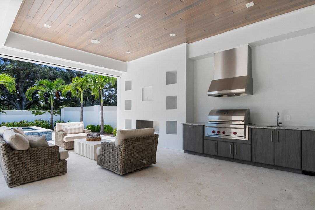 For Sale: $4,000,000 (4 beds, 4 baths, 3542 Square Feet)