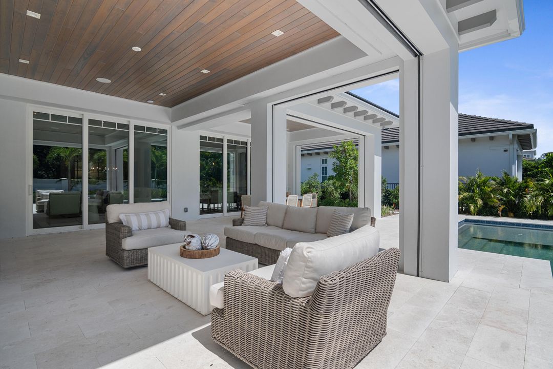 For Sale: $4,000,000 (4 beds, 4 baths, 3542 Square Feet)