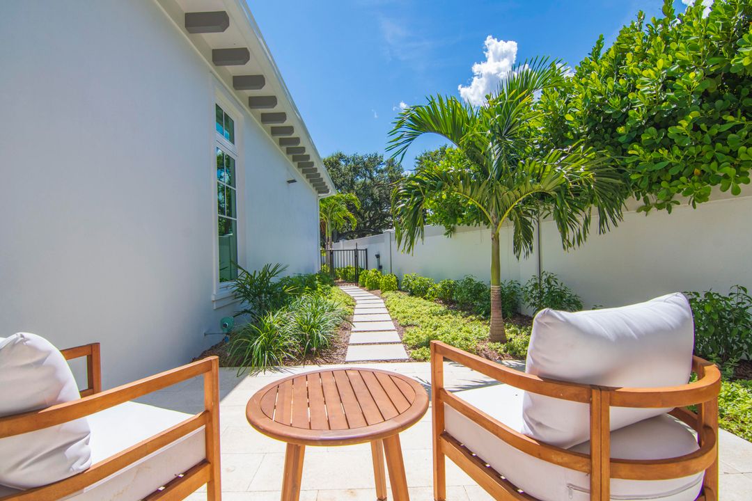 For Sale: $4,000,000 (4 beds, 4 baths, 3542 Square Feet)