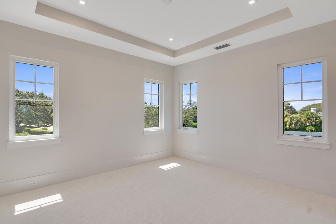 For Sale: $4,000,000 (4 beds, 4 baths, 3542 Square Feet)