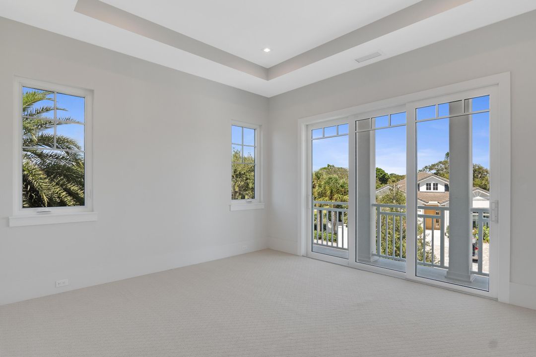 For Sale: $4,000,000 (4 beds, 4 baths, 3542 Square Feet)