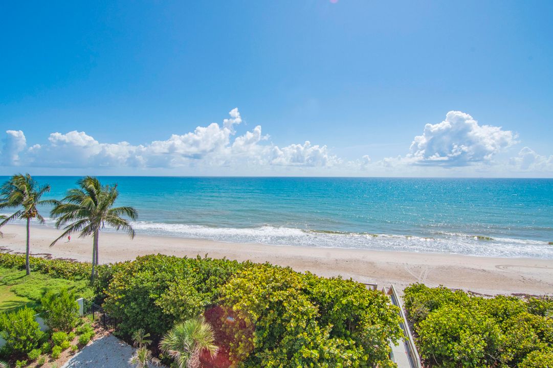 For Sale: $4,000,000 (4 beds, 4 baths, 3542 Square Feet)