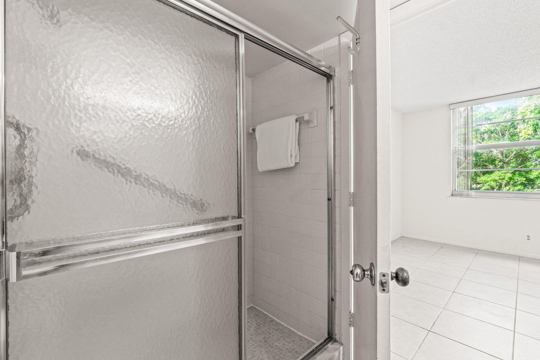 Activo con contrato: $110,000 (2 camas, 2 baños, 1060 Pies cuadrados)