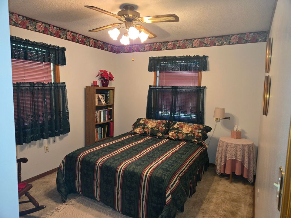 For Sale: $339,000 (3 beds, 2 baths, 1700 Square Feet)