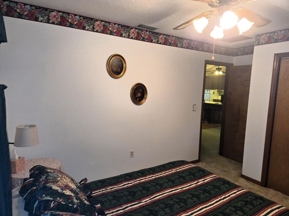 For Sale: $339,000 (3 beds, 2 baths, 1700 Square Feet)