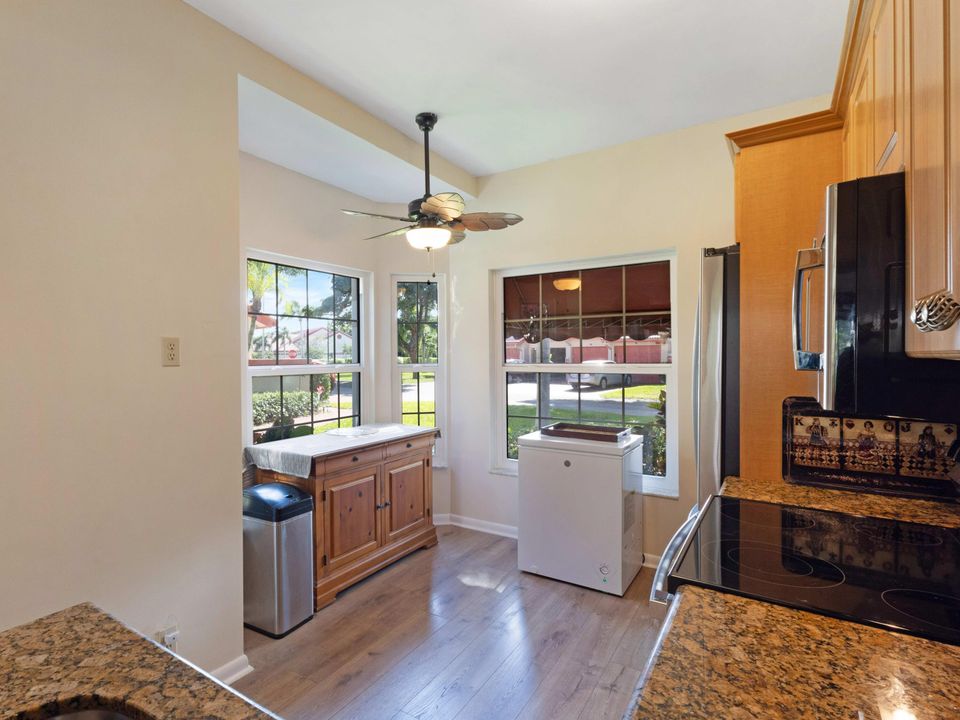 Active With Contract: $249,000 (2 beds, 2 baths, 1496 Square Feet)