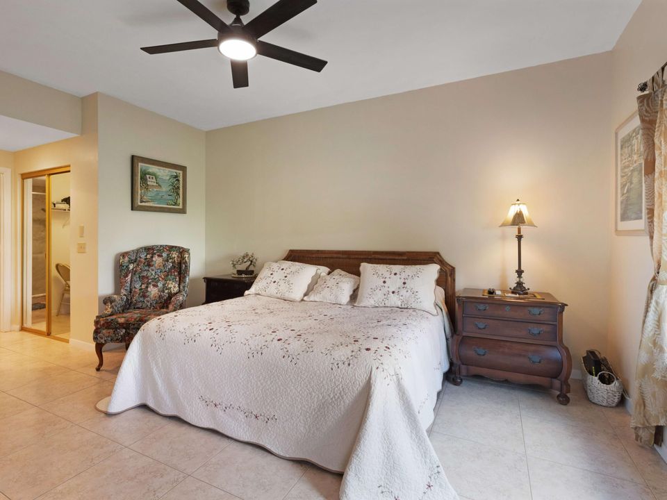 Active With Contract: $249,000 (2 beds, 2 baths, 1496 Square Feet)