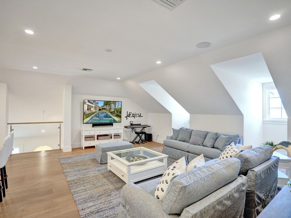 待售: $7,495,000 (5 贝兹, 4 浴室, 6003 平方英尺)