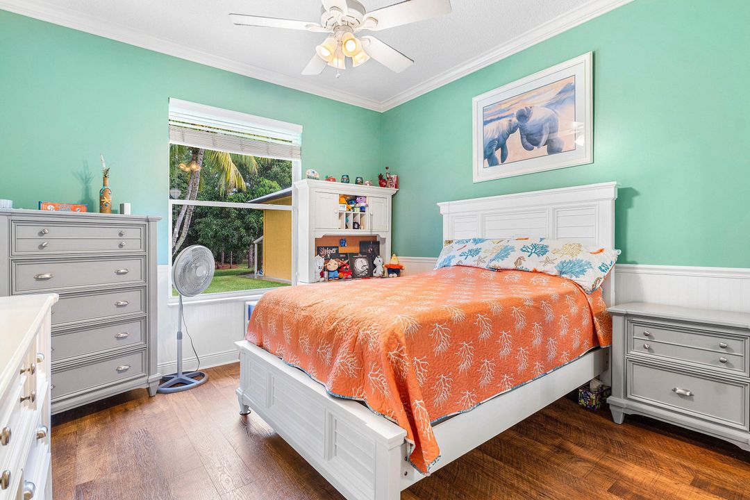 For Sale: $999,000 (3 beds, 3 baths, 2709 Square Feet)