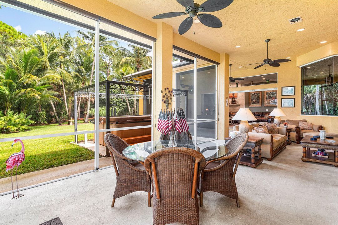 For Sale: $999,000 (3 beds, 3 baths, 2709 Square Feet)