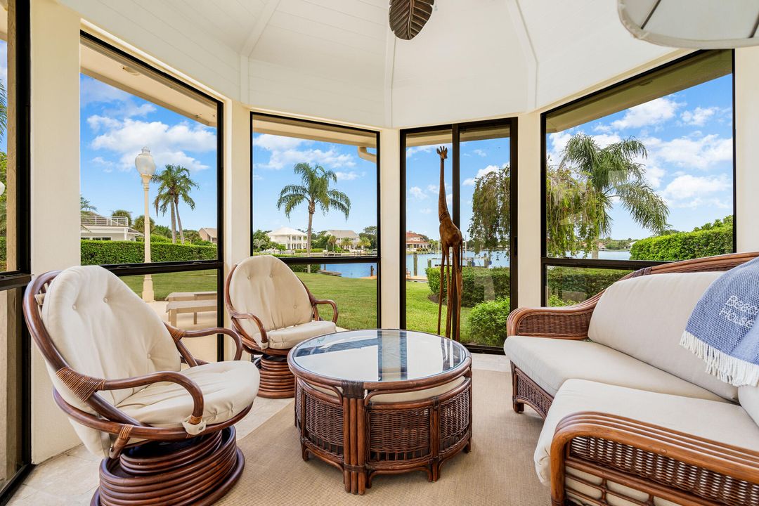 For Sale: $3,295,000 (3 beds, 3 baths, 3190 Square Feet)