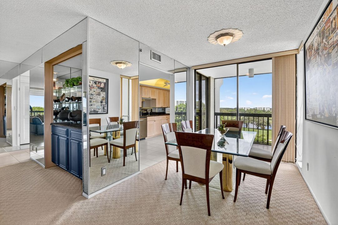 合同活跃: $525,000 (2 贝兹, 2 浴室, 1775 平方英尺)