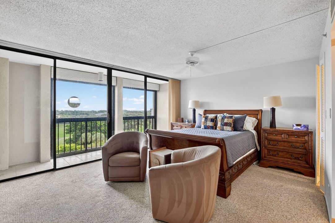 合同活跃: $525,000 (2 贝兹, 2 浴室, 1775 平方英尺)