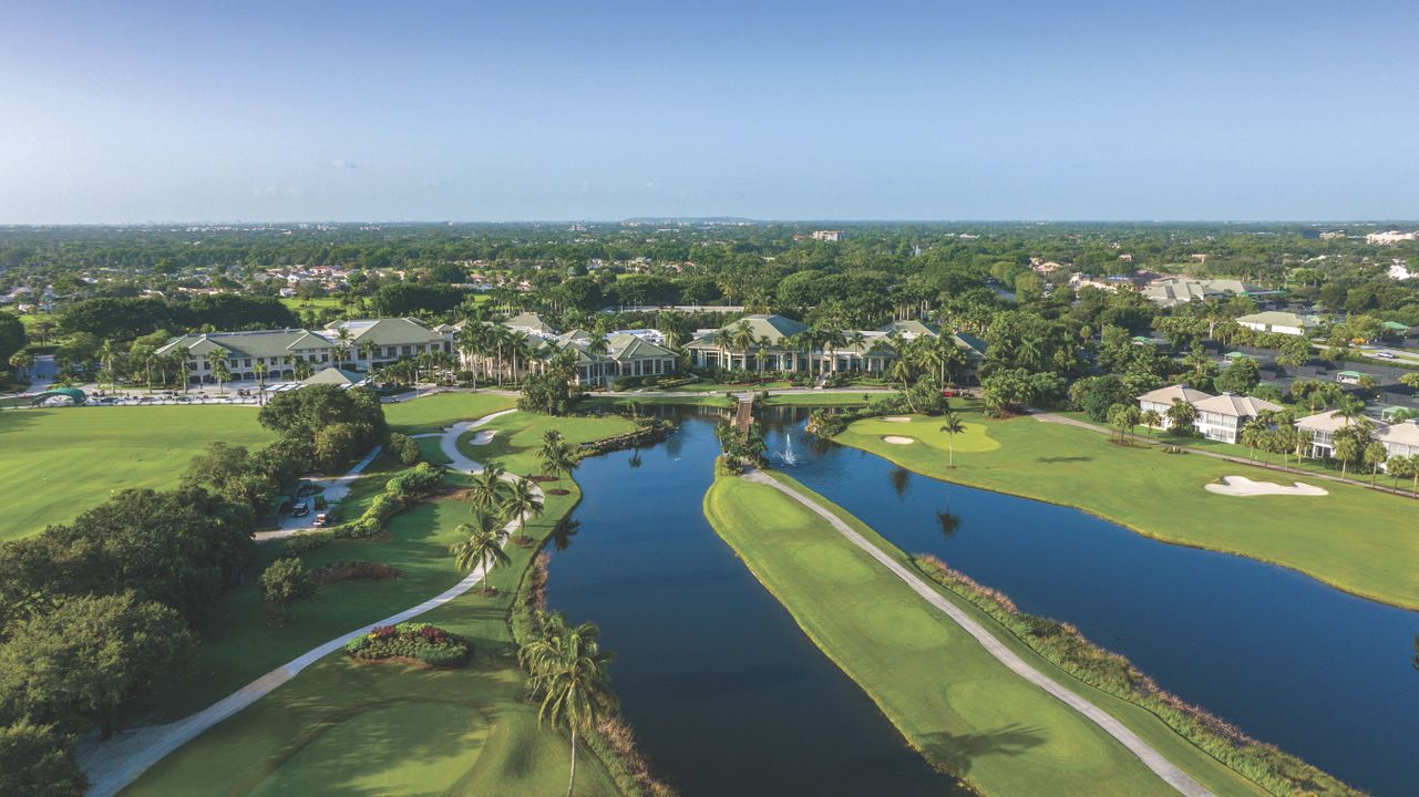 合同活跃: $525,000 (2 贝兹, 2 浴室, 1775 平方英尺)